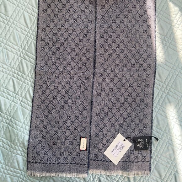 NEW Authentic Gucci GG Blooms Logo Reversible Monogram Wool Scarf w/ Box - Picture 8 of 8